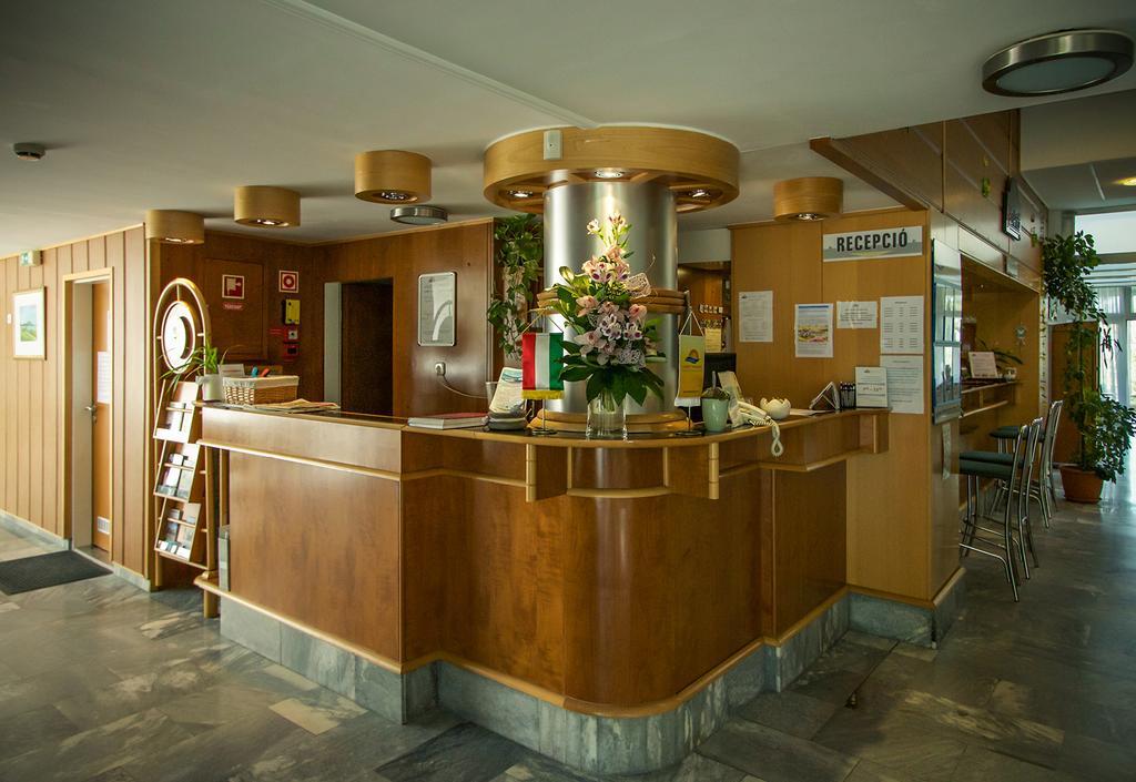 Hotel Panoráma Balatongyörök Exterior foto