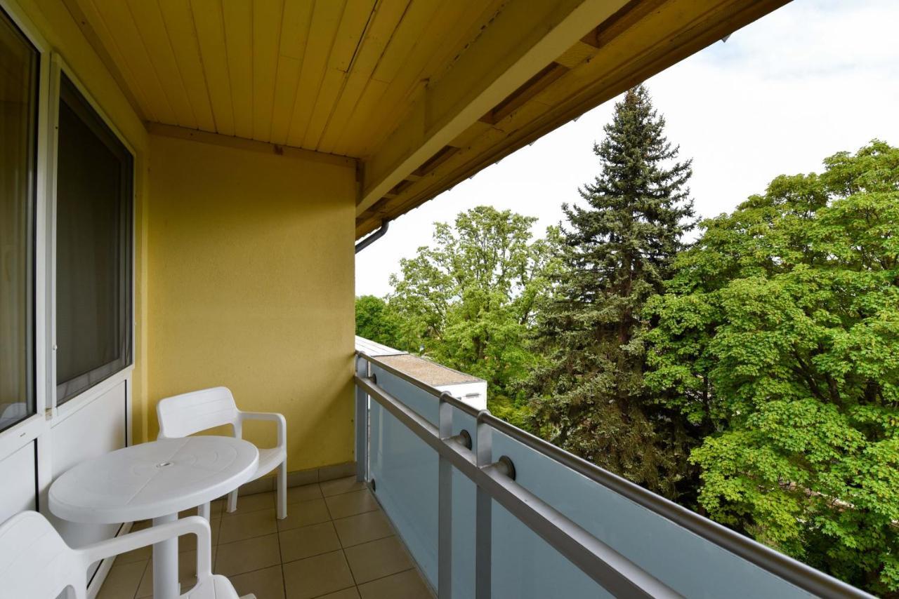 Hotel Panoráma Balatongyörök Exterior foto