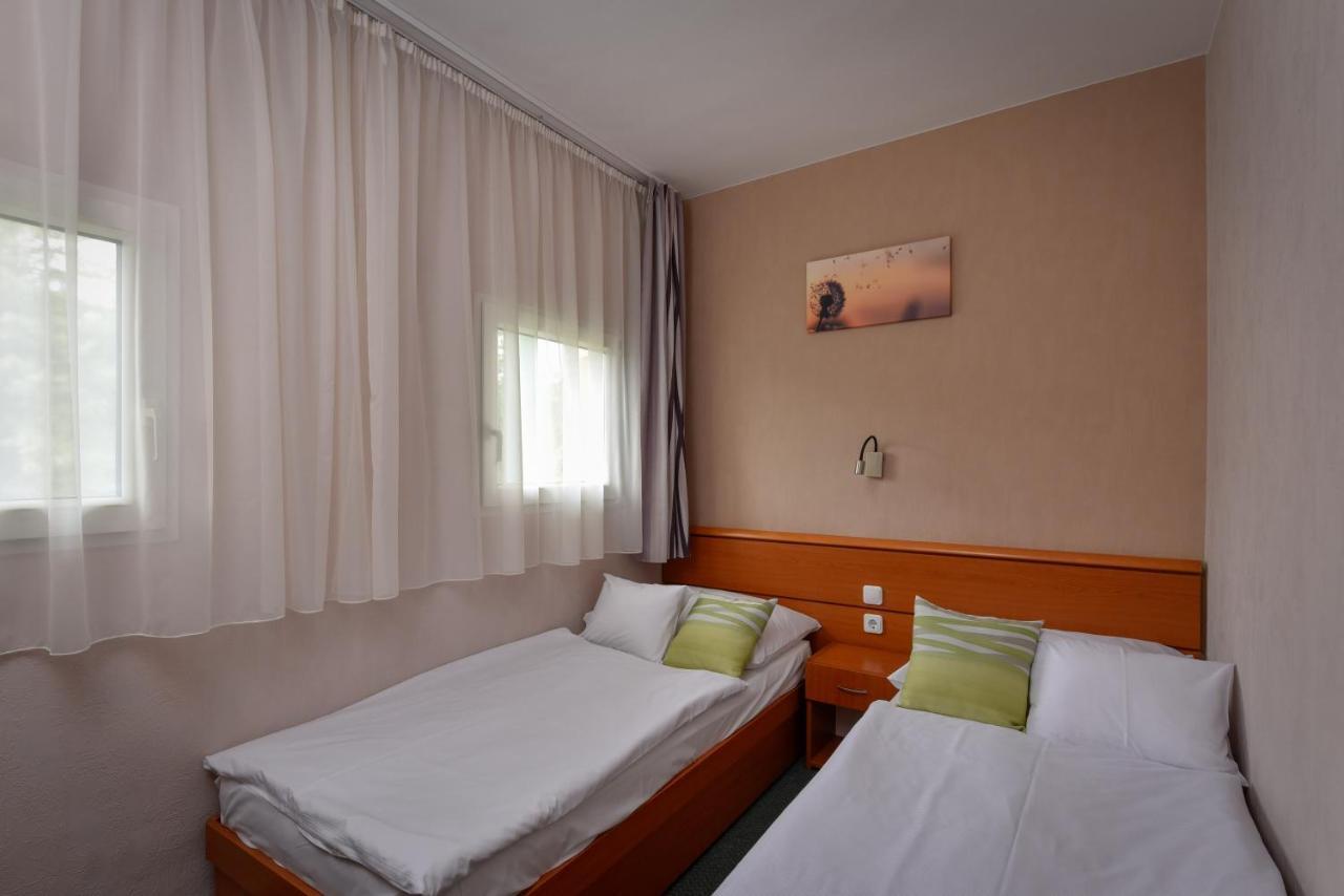 Hotel Panoráma Balatongyörök Exterior foto